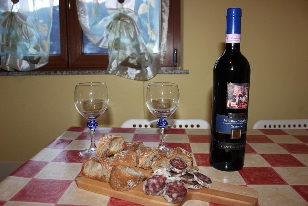 Villa di TiranoLa Madonnina公寓 外观 照片